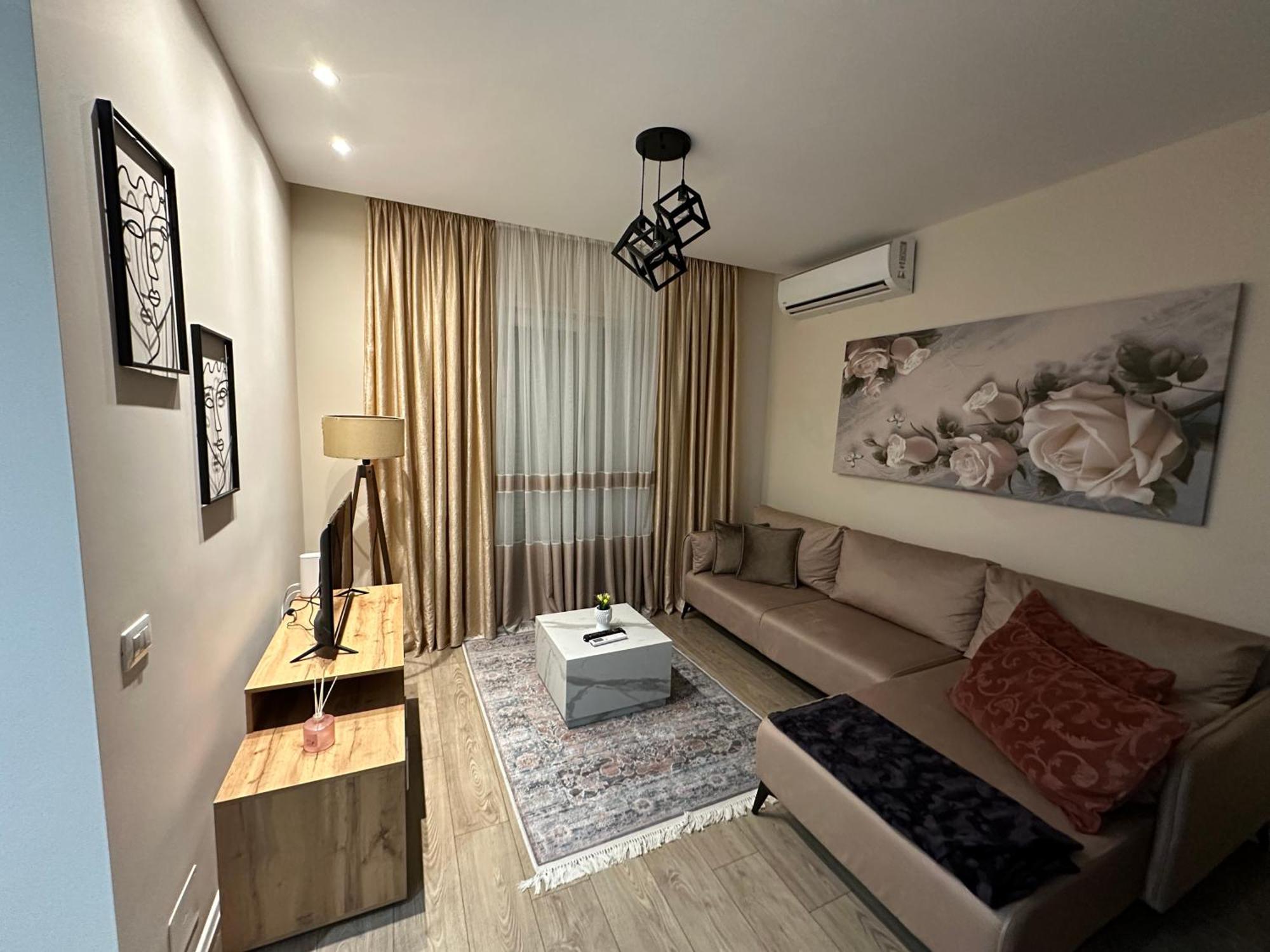 Univers Near Airport * Tirana